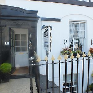 Caledonia Guest House